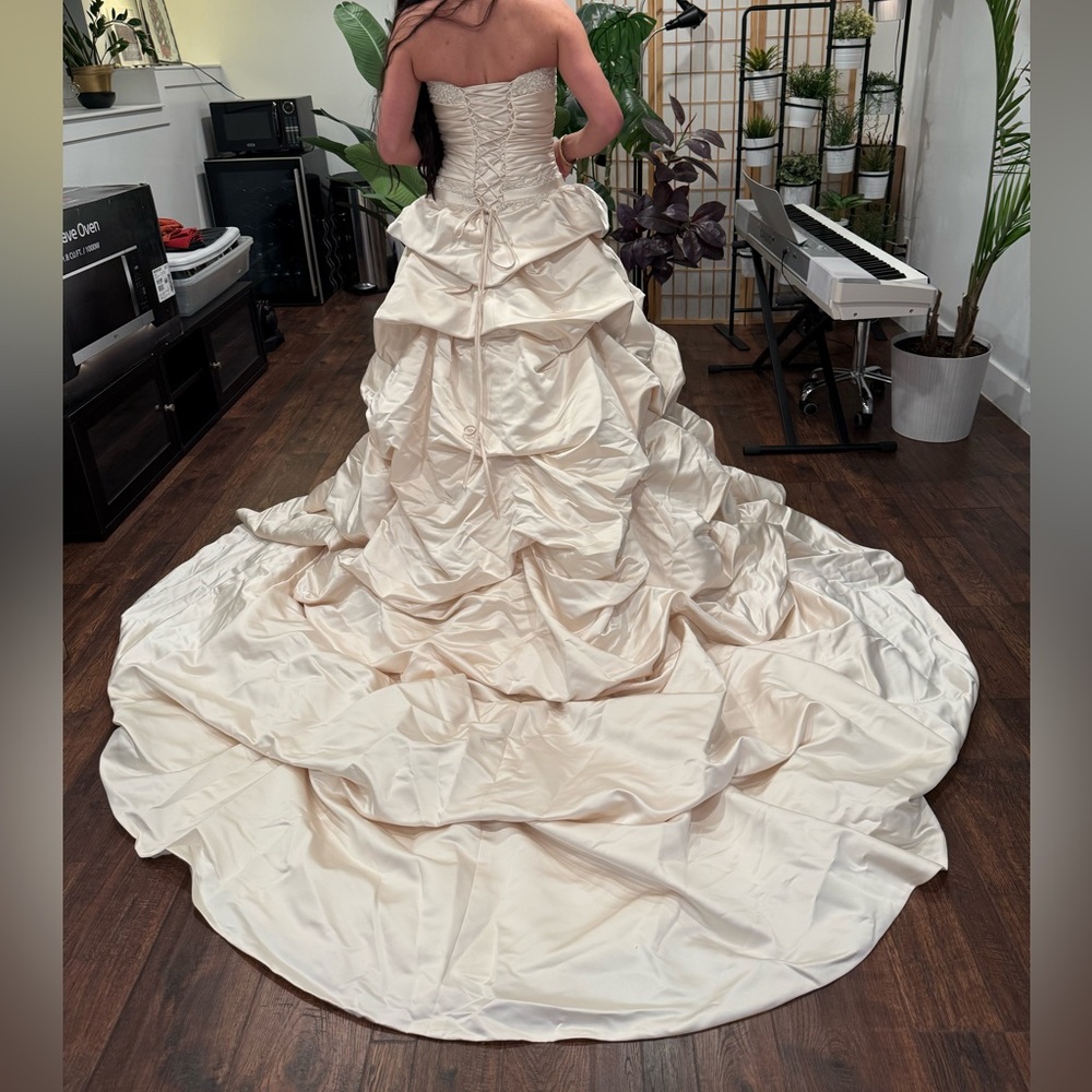 Maggie Sottero  vintage haute couture  imperial gown - Picture 4 of 6